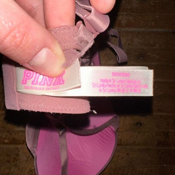 Victoria’s Secret satiny pink wear everywhere 36DD push-up bra - Picture 3 of 3